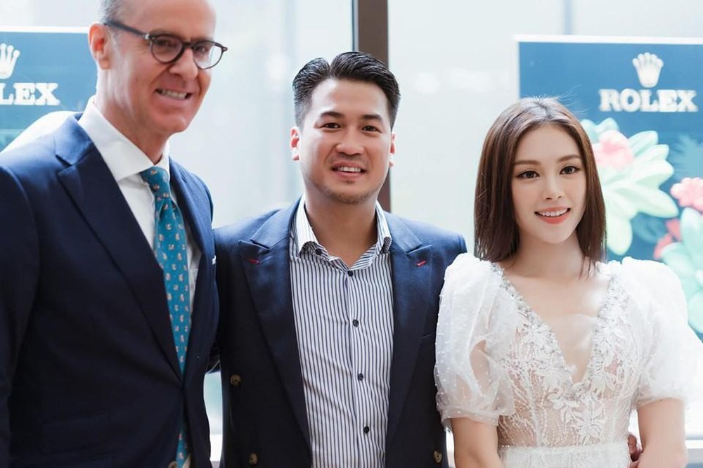 philip-nguyen-va-linh-rin-tai-hop