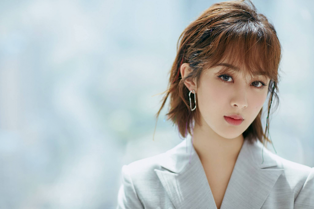 DƯƠNG TỬ XUẤT HIỆN TRONG ALBUM CƯỚI MỚI SAU ỒN ÀO VỚI IU DƯƠNG TỬ XUẤT HIỆN TRONG ALBUM CƯỚI MỚI SAU ỒN ÀO VỚI IU