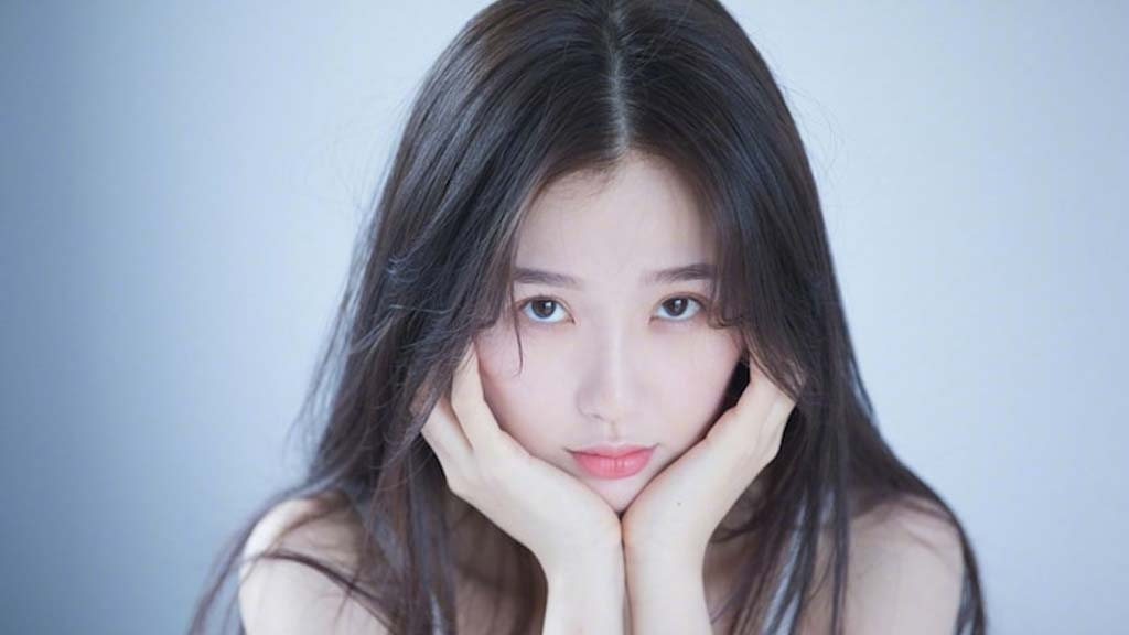 NGU THƯ HÂN LÊN TOP 1 WEIBO NHỜ KỸ NĂNG ỨNG XỬ TUYỆT VỜI NGU THƯ HÂN LÊN TOP 1 WEIBO NHỜ KỸ NĂNG ỨNG XỬ TUYỆT VỜI